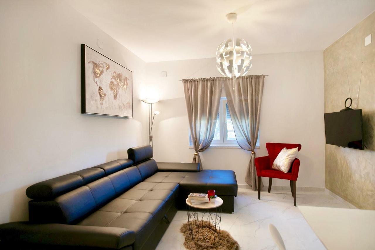 Ena Apartment